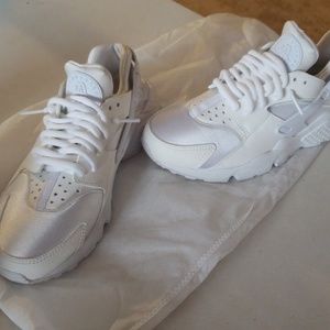 Women's Nike Huarache